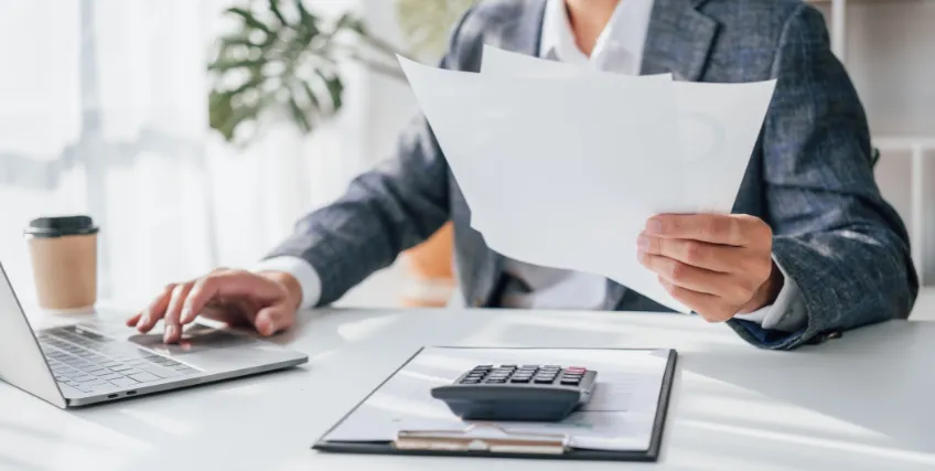 Invoice Discounting vs. Invoice Factoring: Key Differences Explained