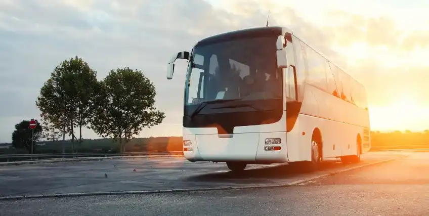 Motorcoach Financing vs Leasing: Which Is Right for Your Fleet?