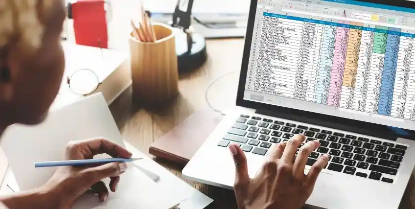 Simple Bookkeeping Tips Every Small Business Owner Can Use