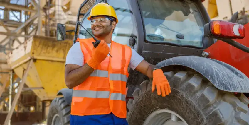 Lease vs. Buy: Which of the Best Equipment Loans Fits Your Cash Flow?