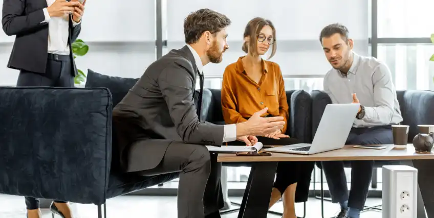 Business Lending Rate Trends: What Entrepreneurs Should Watch This Year