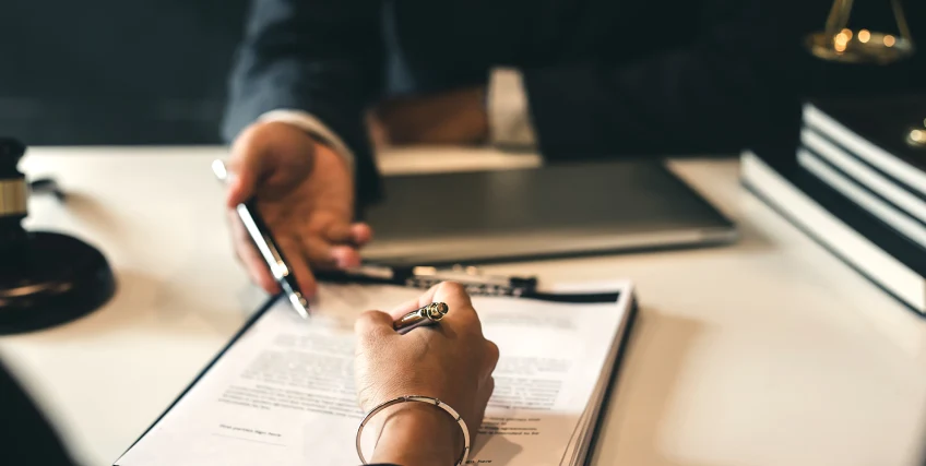 Contract Financing: How It Helps Small Businesses Fulfill Large Orders