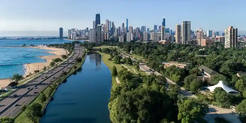 Expanding Your Reach with Business Loans in Illinois in 2026