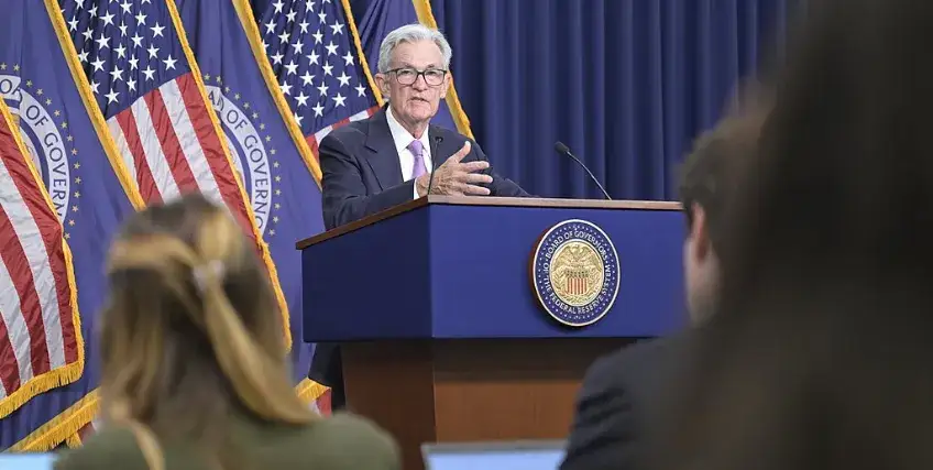 Fed Cut Interest Rates Amid Weakening Economy, Here’s What Small Businesses Need To Know