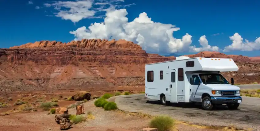 RV Loan Interest Rates: Credit Unions vs. Banks vs. Online Lenders