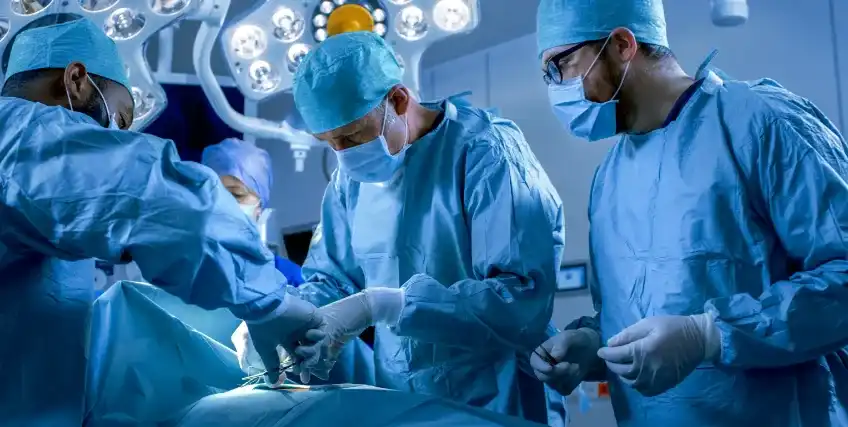 Using Loans for Surgeons to Invest in Advanced Medical Equipment and Technology